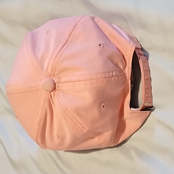 Bench Baseball Cap, pink, never worn! - Picture 3 of 6